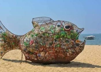 Pour nettoyer cette plage, il a suffi d&rsquo;une sculpture de poisson appelé Goby