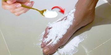 J&rsquo;ai mis du bicarbonate de soude sur mes pieds et vous ne croirez pas ce qui s&rsquo;est passé