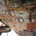 Une peinture rupestre aborigène de 5000 ans représentant les « Wandjina ». Connus sous le nom d’ « êtres du ciel »