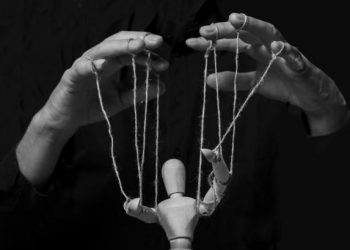 Définition d&rsquo;un psychopathe et définition d&rsquo;un sociopathe : comprendre la différence