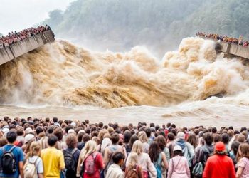 [Vidéo] 45 moments où Dame Nature s&rsquo;est déchainée, capturés par caméra