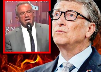 Quelque chose d&rsquo;énorme est sur le point de se produire et Bill Gates est en grande difficulté