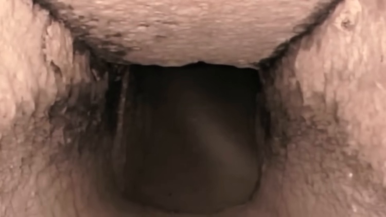 Visualisation du'Grand Vide' détecté par tomographie muonique en 2017, révélant une immense cavité inconnue à l'intérieur de la Grande Pyramide.