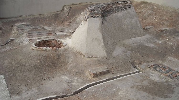 Ruines de la cité antique de Mohenjo Daro, témoignant d'une civilisation extrêmement avancée.