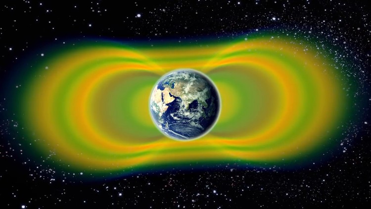 Schéma scientifique illustrant les ceintures de radiations de Van Allen entourant la Terre, en lien avec l'idée d'une émission de radiation par la Lune.